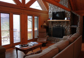 Pet Friendly Magnificent Mountain Views Black Bear Lodge